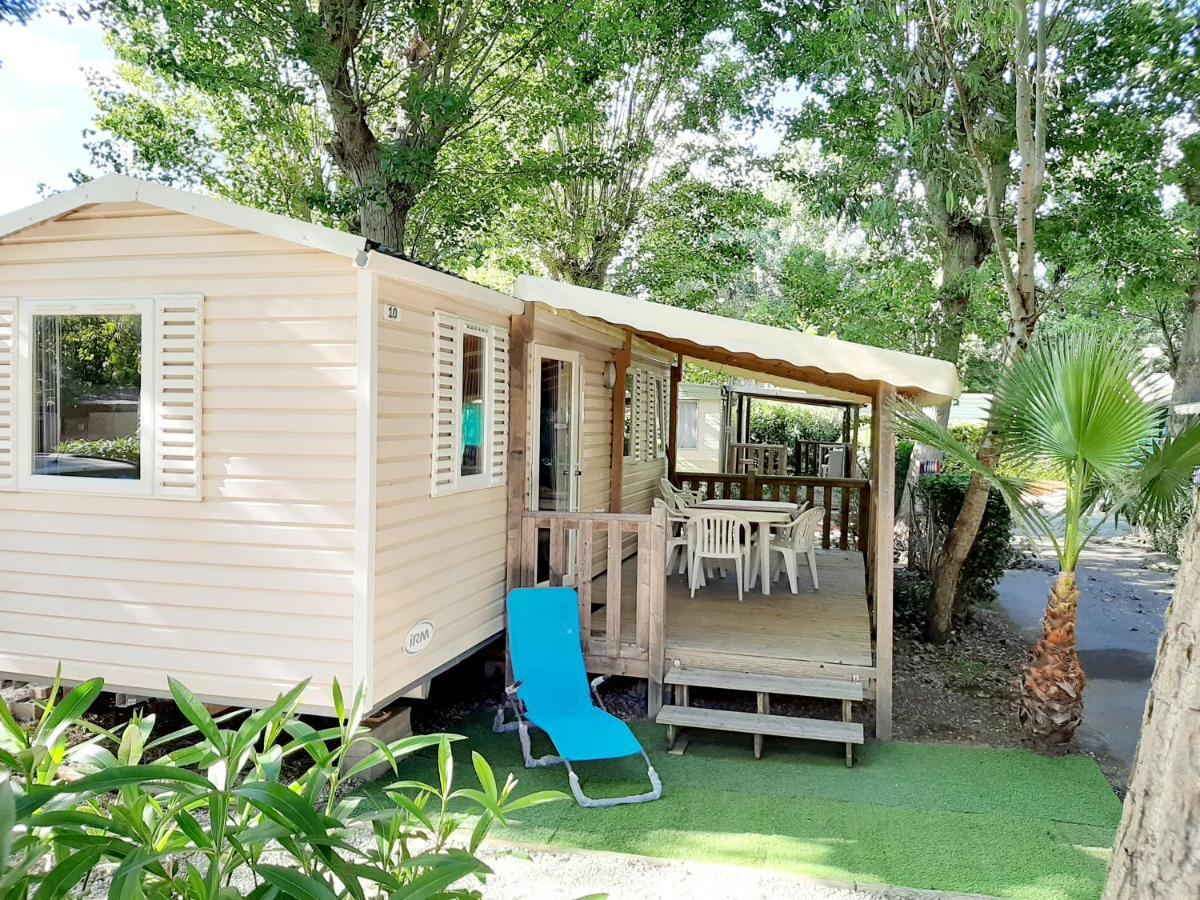 Mobilhome Dans Camping Les Sables D'Or Agde Exterior photo