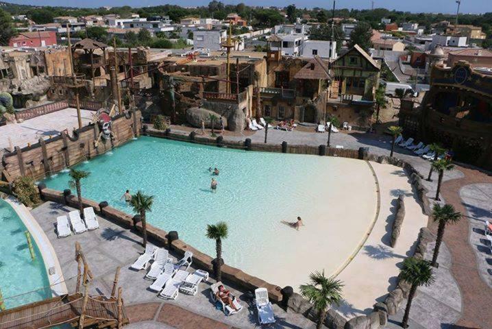 Mobilhome Dans Camping Les Sables D'Or Agde Exterior photo